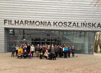 Wyjazd do filharmonii i teatru