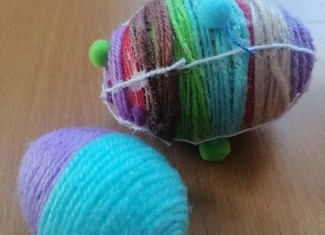 Pisanki, pisanki… – wielkanocna twórczość klas piątych