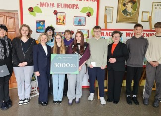 Klasa 8b "rozbiła" bank!